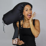 Soulta Elongated Satin Diffuser Cap Anti Shrinkage | Pretty Curly Girl | Curly girl method approved | Vegan curly hair products | Krullen | Krullend haar | Satijnen diffuser cap voor krullen | Anti shrinkage cap voor sneller drogen en gedefinieerde krullen | Curly girl approved