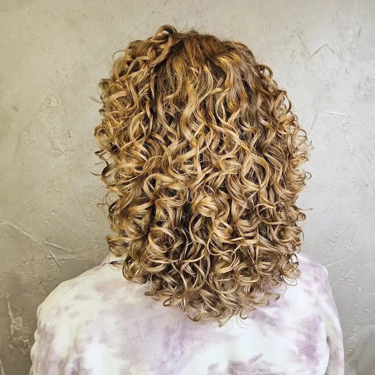 Intense Protein Deep Conditioner | Pretty Curly Girl | Curly girl method approved | Vegan curly hair products | Krullen | Krullend haar | Diep voedende proteïne conditioner voor sterke en veerkrachtige krullen | Intensive protein treatment for curly hair repair and strength | Curly girl approved